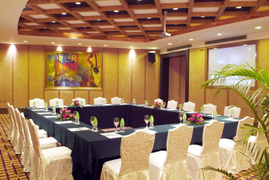Great International Hotel - Heyuan - фото 20