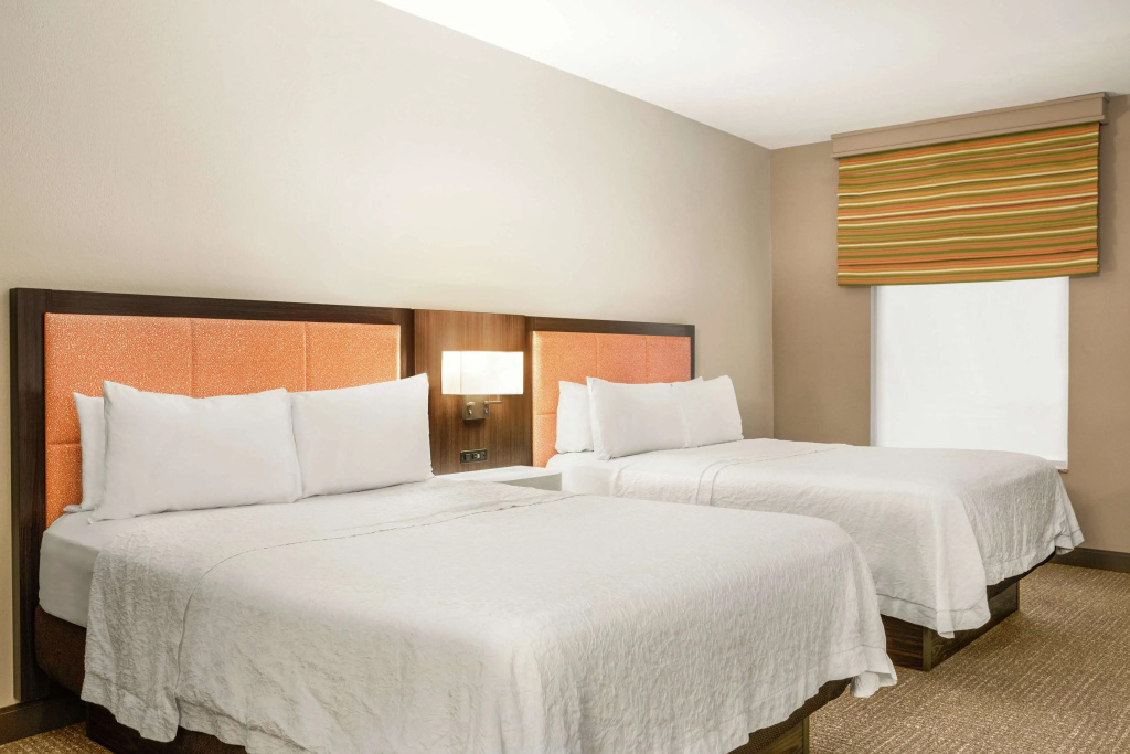 Hampton Inn Athens - 3
