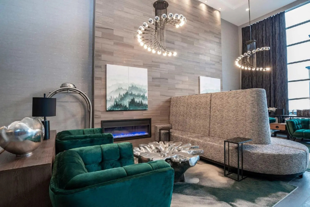 Lobby & Reception