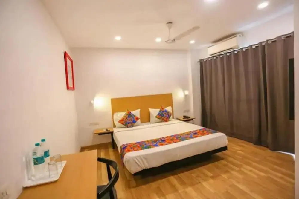 Fabhotel Sunshine Comfy Stay