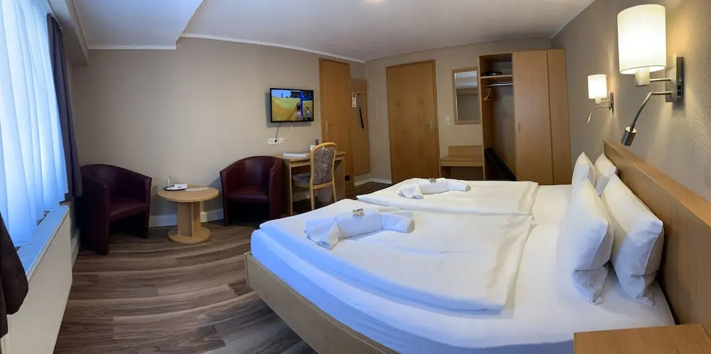 Comfort Double room (full double bed)