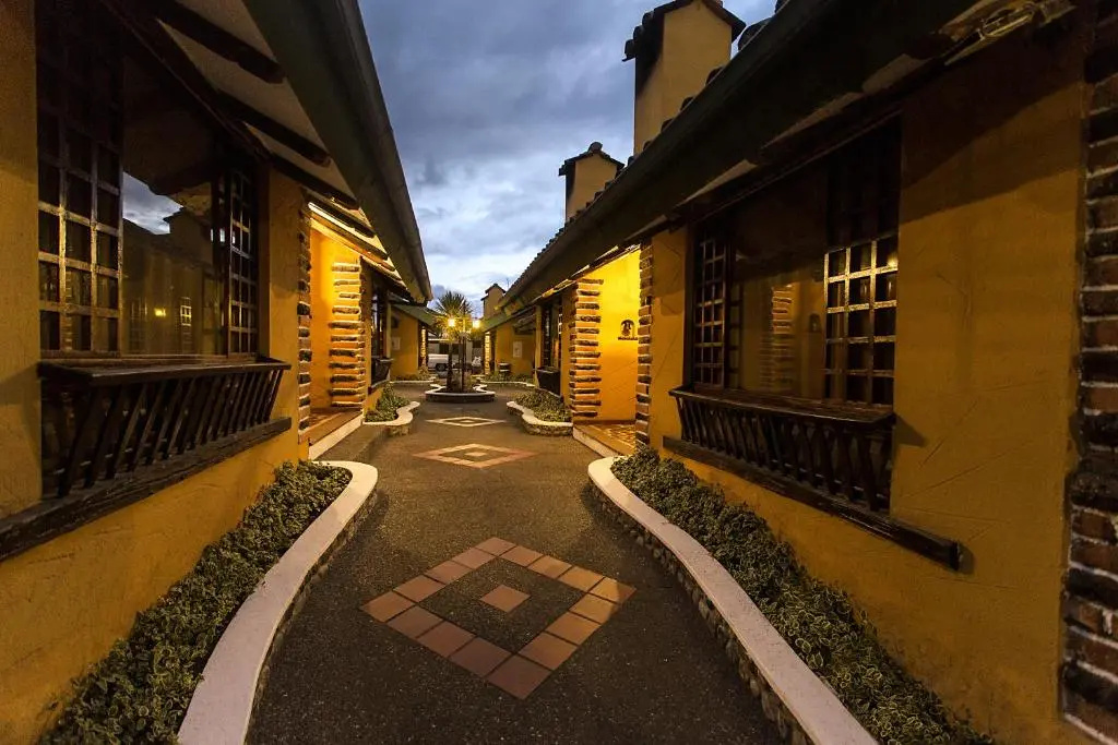 Hotel Rumipamba de las Rosas - Chambres
