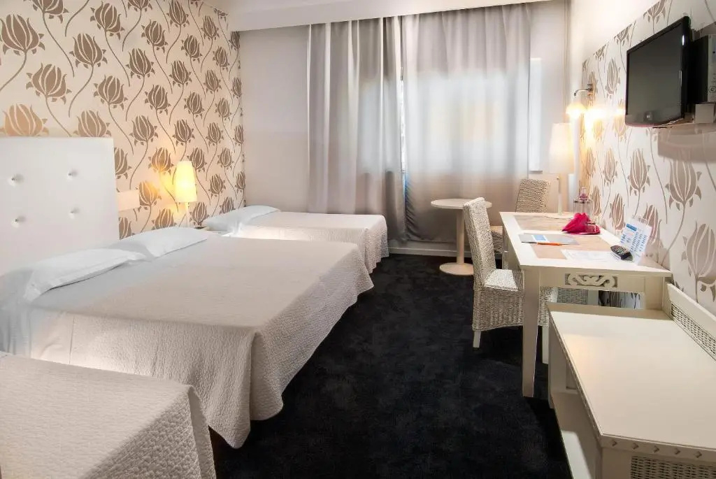 Hotel Mediterraneo - Chambres