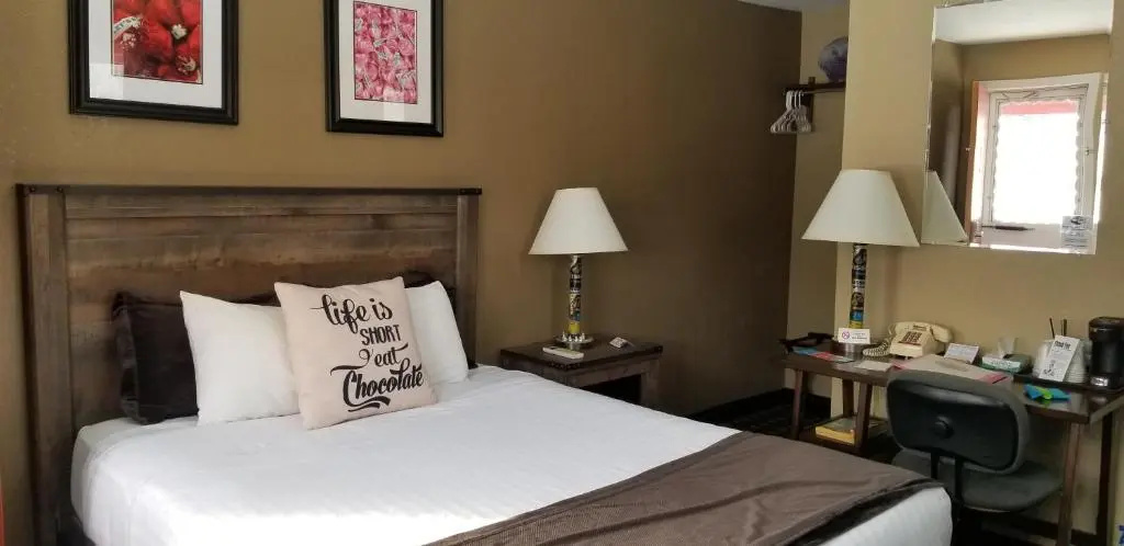 Standard Double room (full double bed)