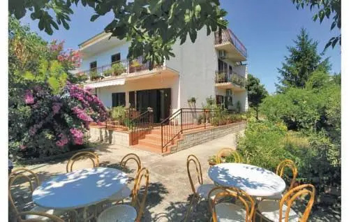 Apartment Zablace Put Igralista