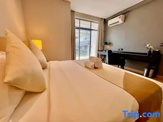Double Suite (full double bed)
