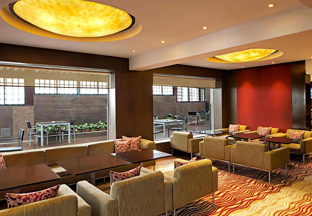 Courtyard by Marriott Mumbai International Airport - фото 21