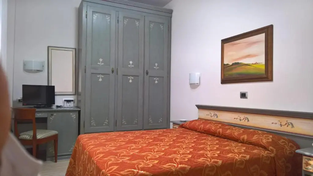 Hotel Suisse - Chambres