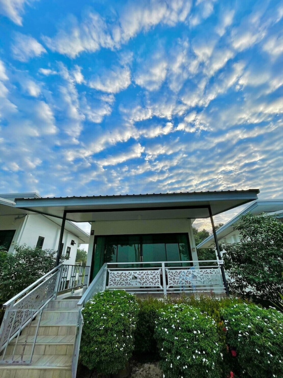 River valley resort
