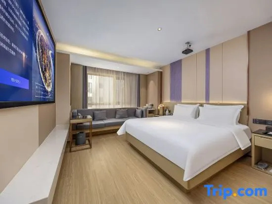 Deluxe Double room (full double bed)