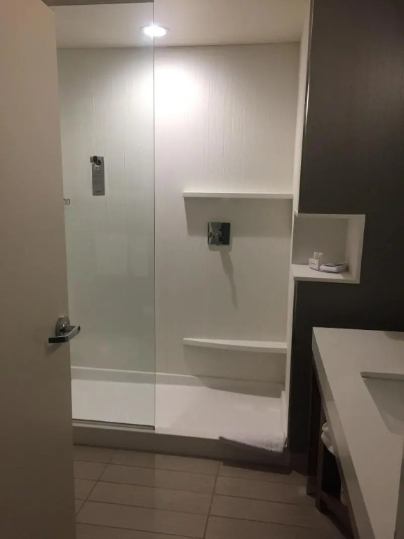 Courtyard Bay City - Chambres