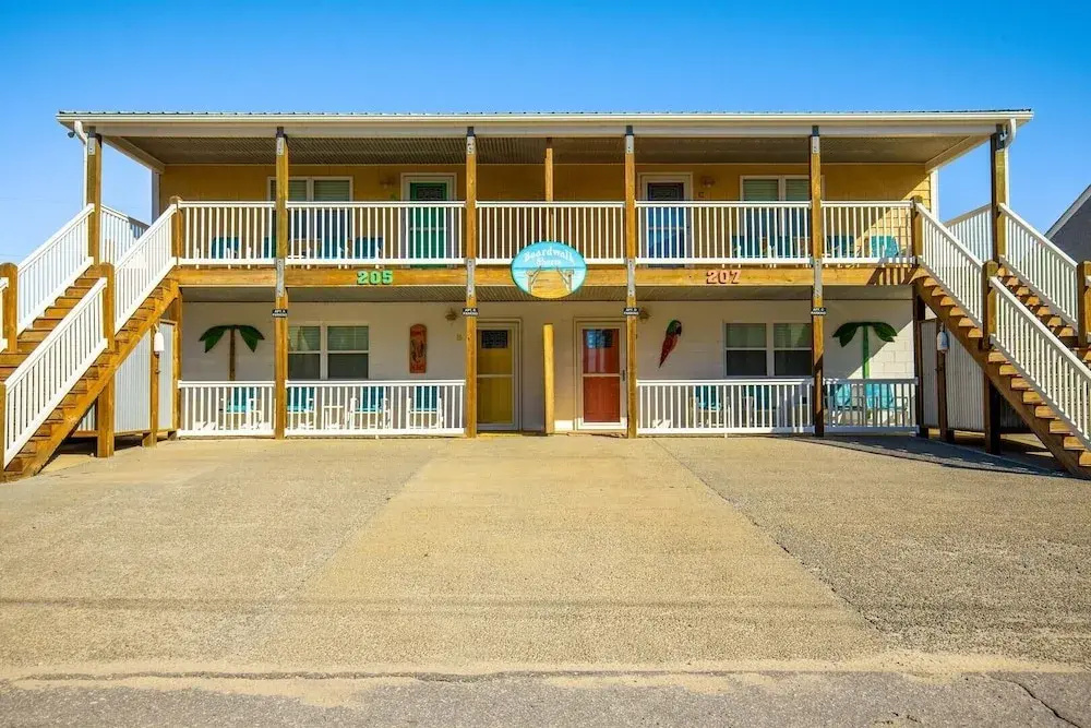 Boardwalk Shores C 3 Bedroom Duplex by RedAwning