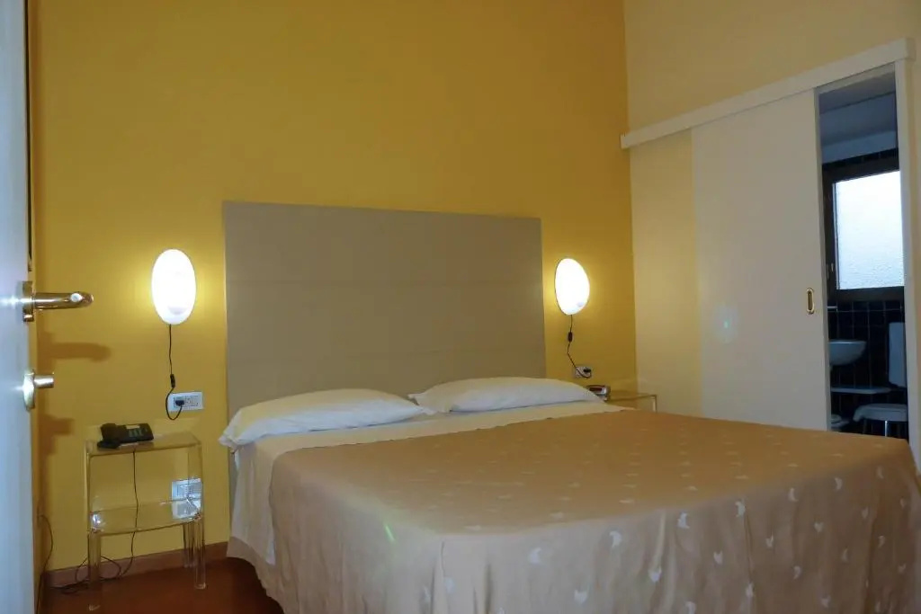 Hotel Centrale Byron - Chambres