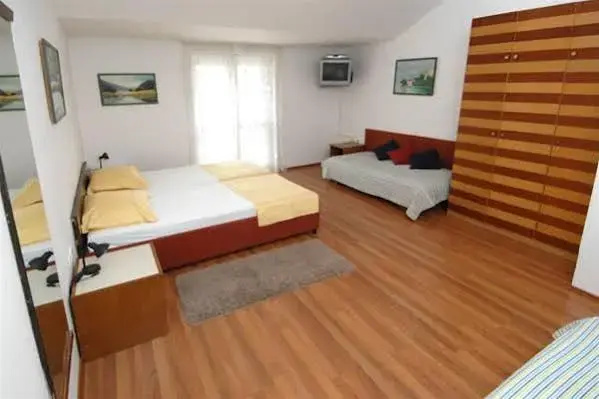 Hotel photo 42