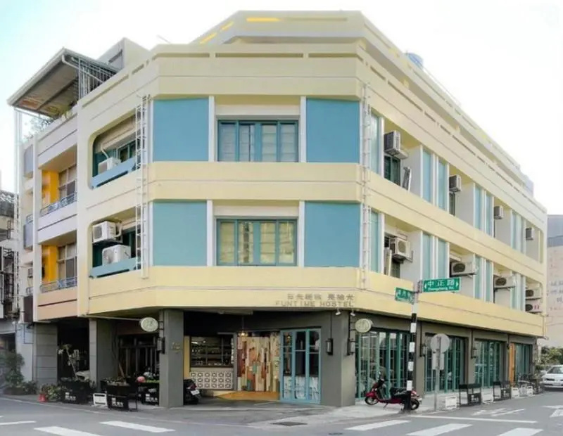 Hotel photo 1