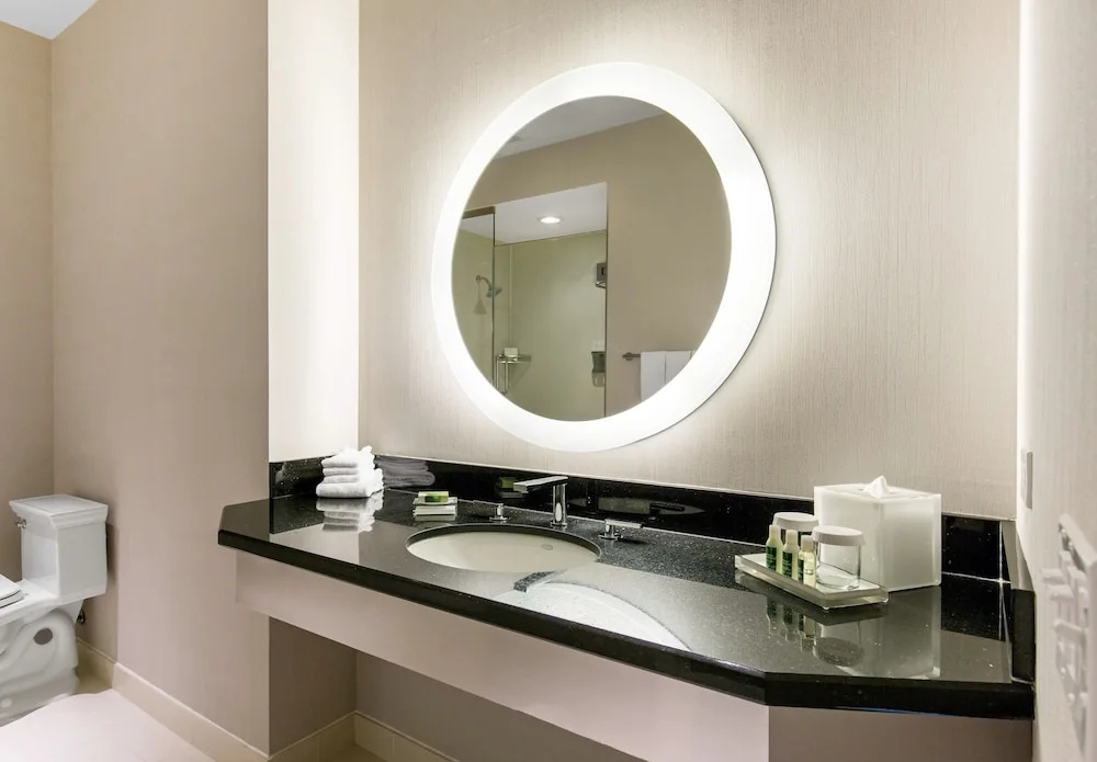 Double Junior Suite (full double bed)