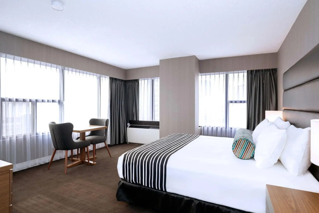 Sandman Signature Calgary Downtown Hotel - фото 34