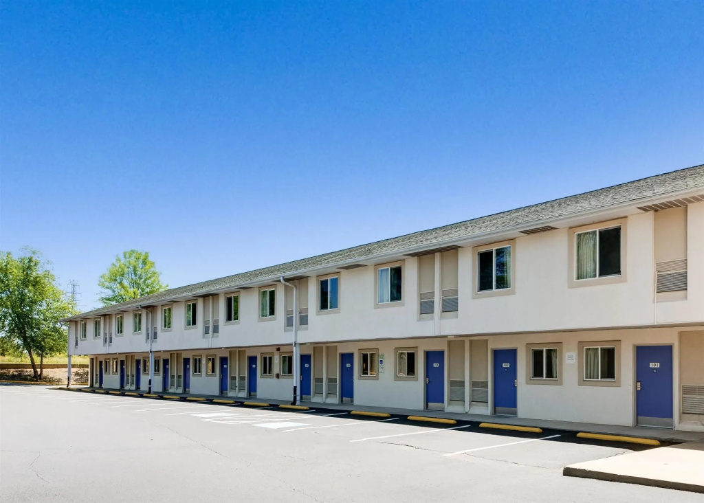 Motel 6 Statesville, NC