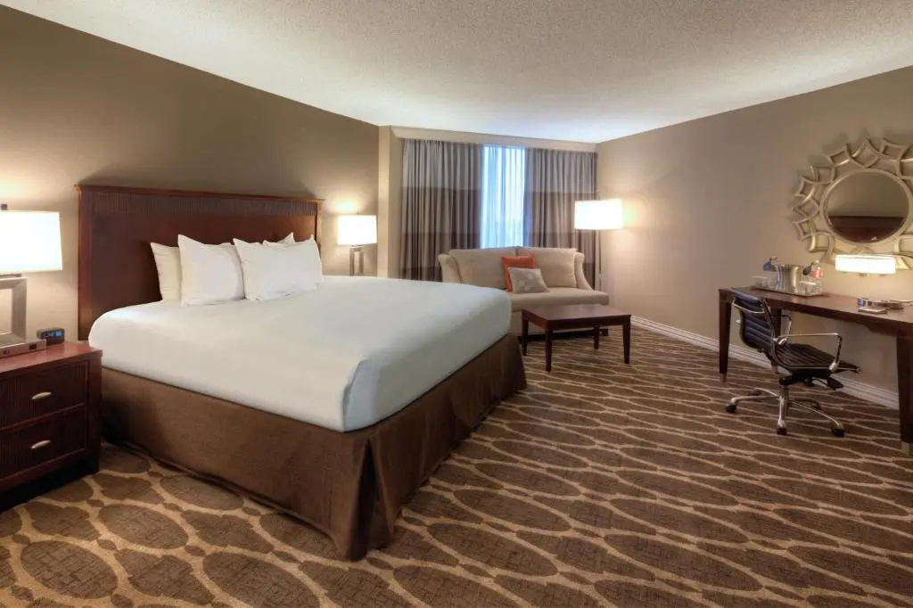 Hilton Houston Westchase - Chambres