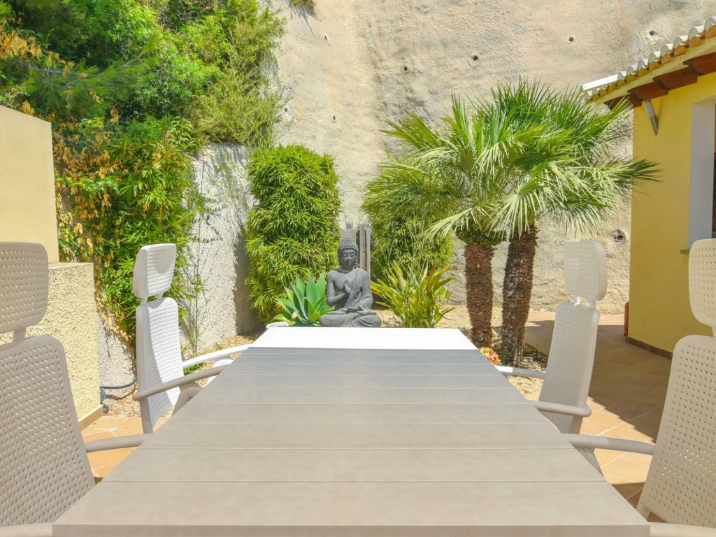 Villa in Moraira With Pool Near Beach