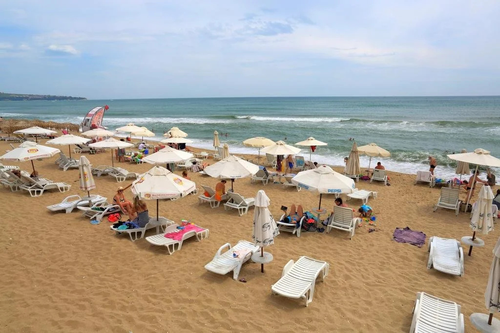 Beach & Waterfront