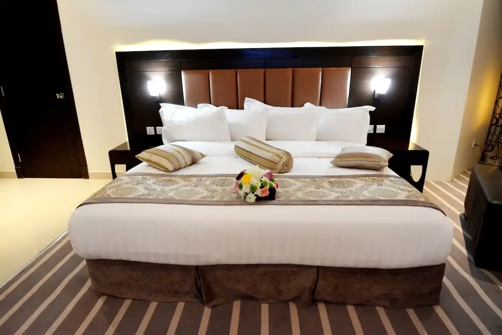 Double Junior Suite (full double bed)