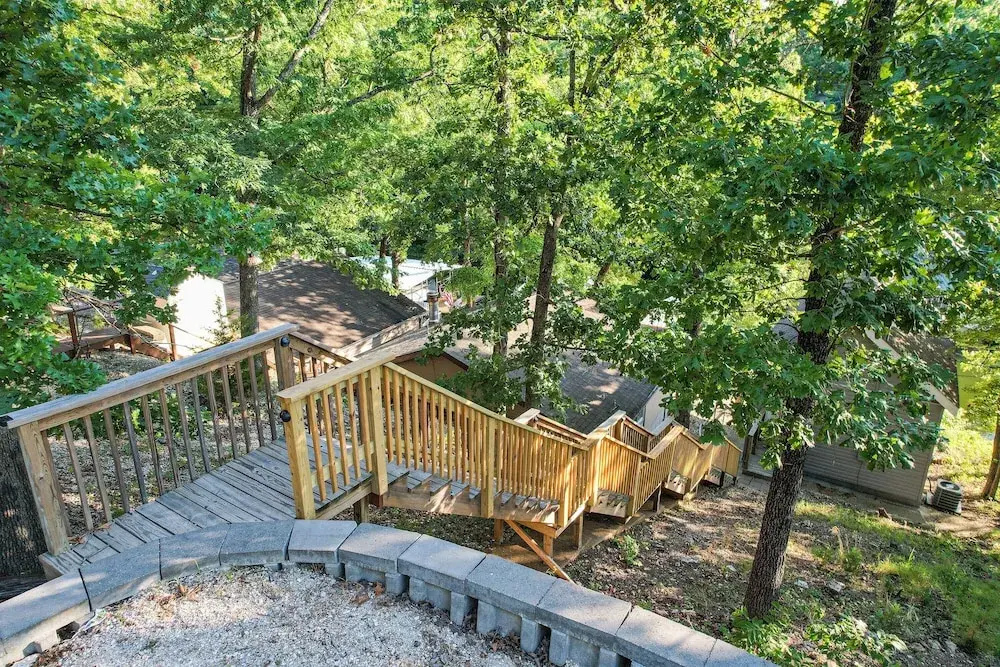 Private Dock, Paddle Boards, Views & Hot Spots!