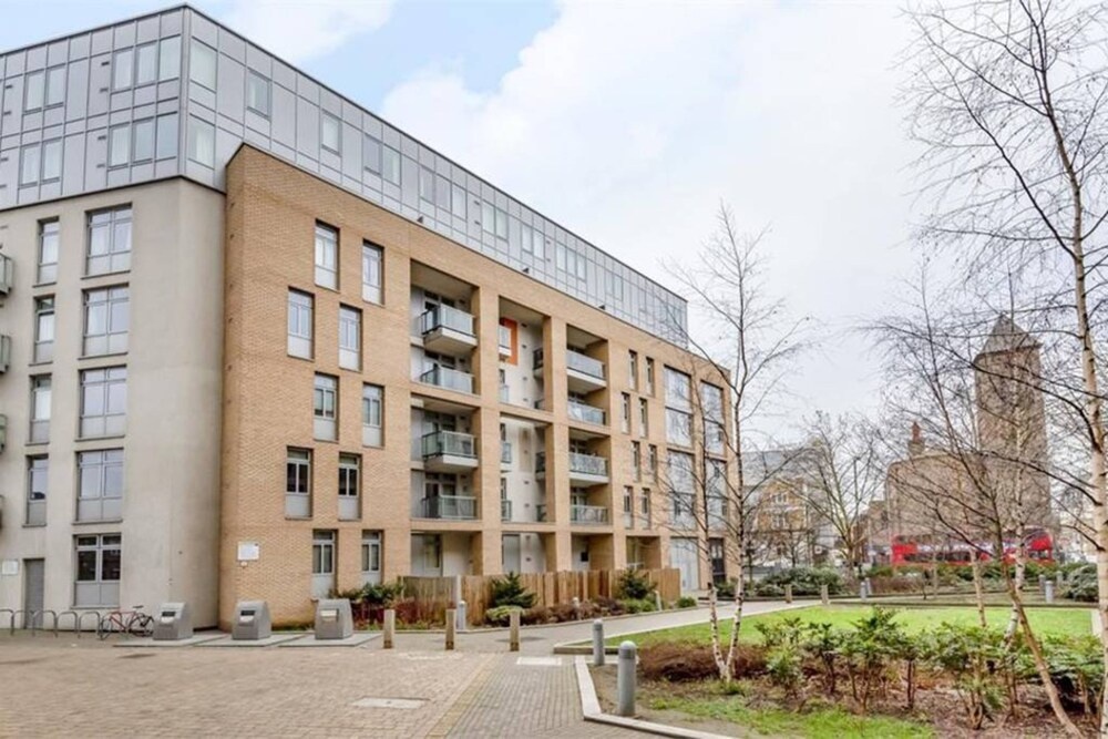 Stunning 2 Bedroom Property near Limehouse