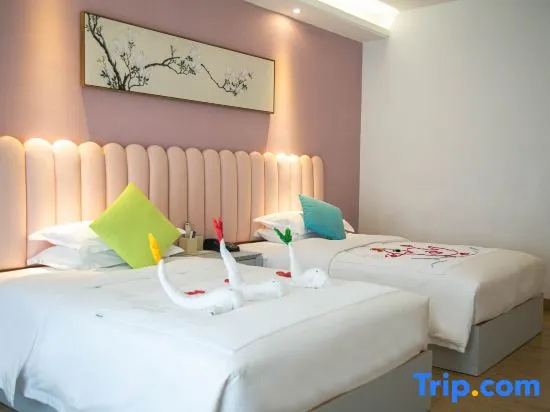 Double Apartment with garden view (twin beds)