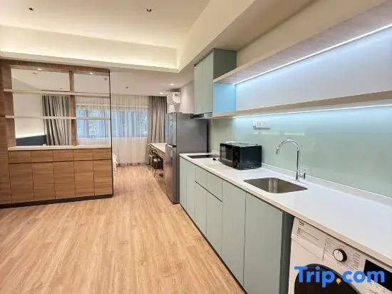 Bloom Apartment Hotel