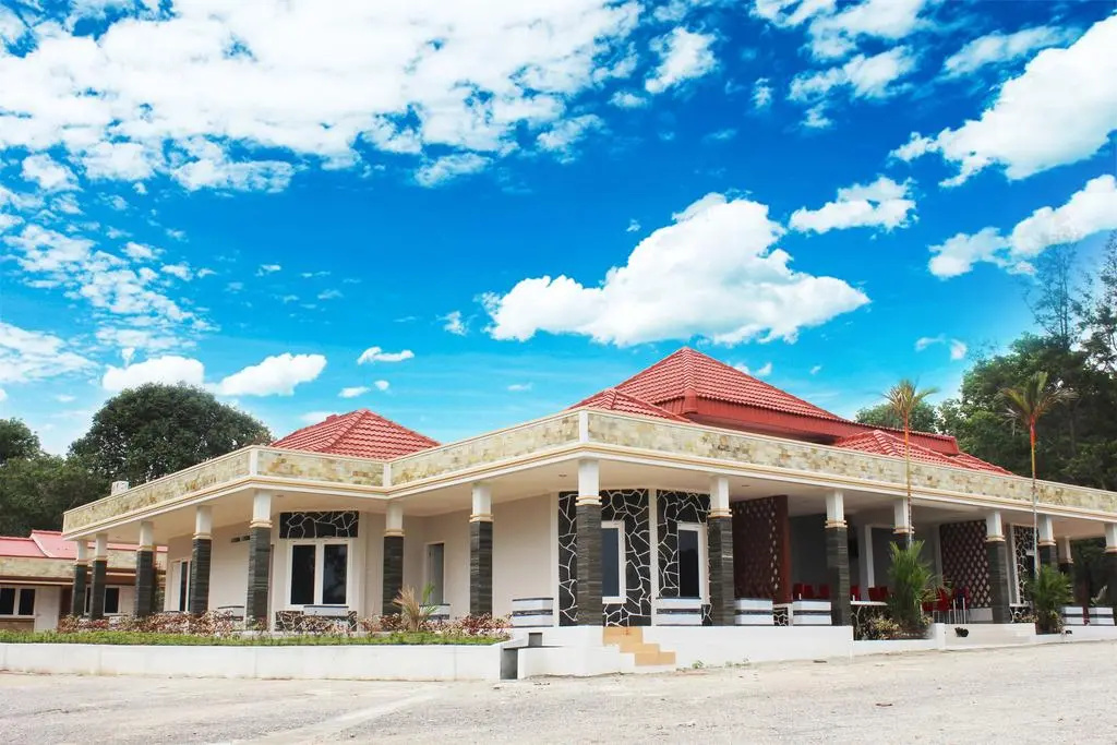 Pesona Bay Sea View Hotel