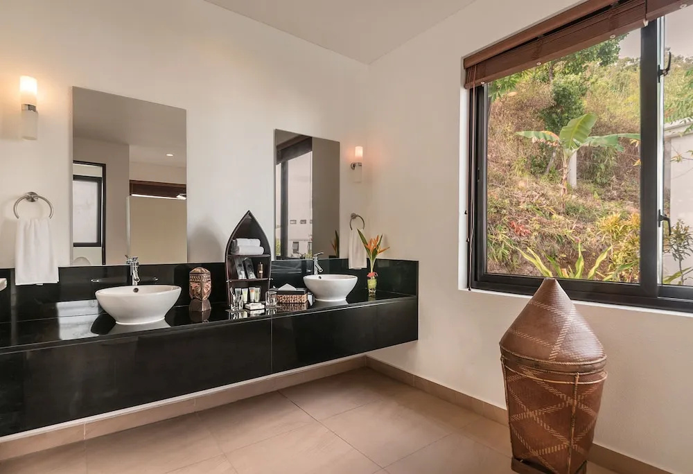 Suite with balcony