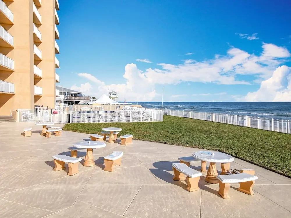 Oceania Beach Club 803