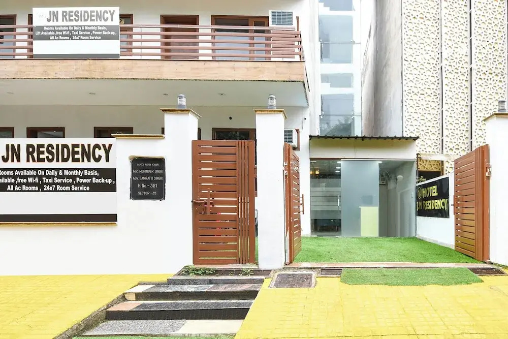 Fabhotel Jn Residency