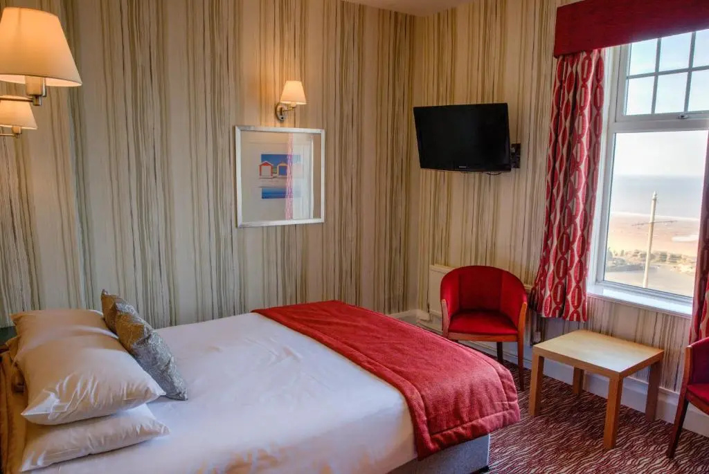 Standard Double room with sea view (full double bed)
