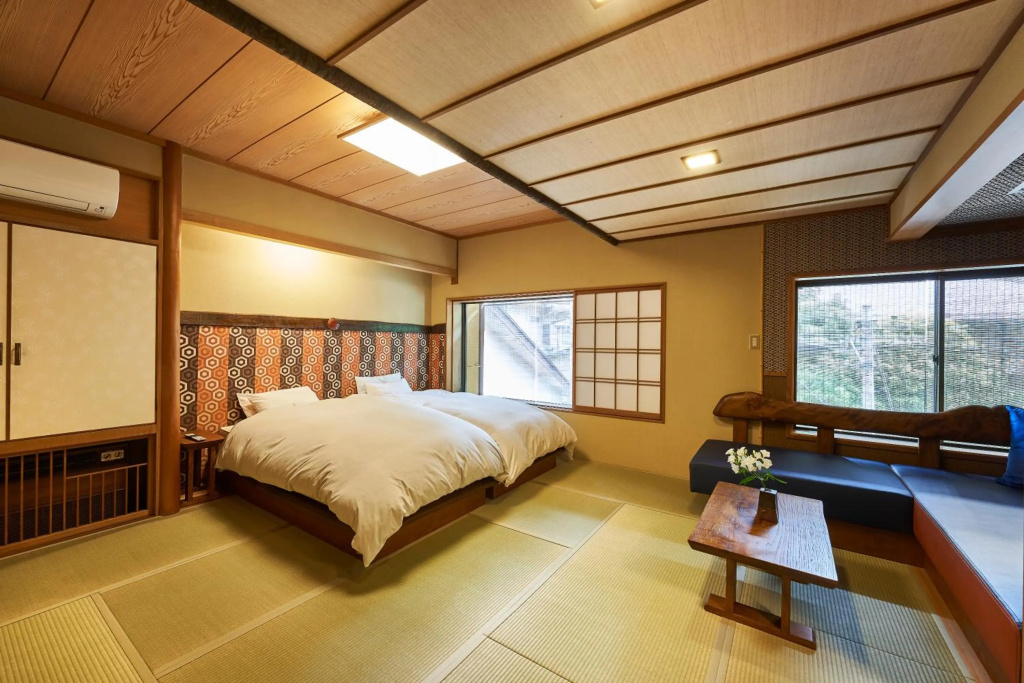 Shima-Onsen Toshimaya — 5