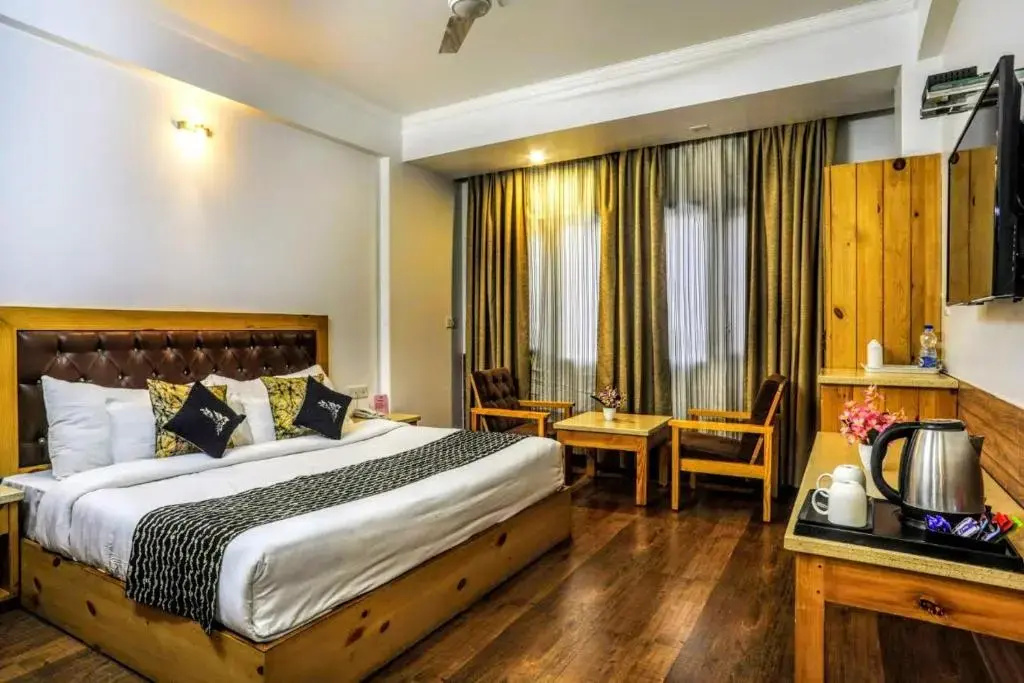 Standard room with balcony