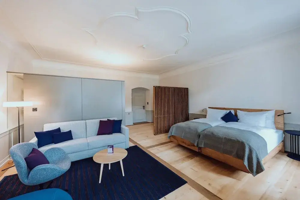 Deluxe Single room