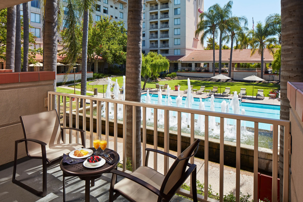 Balcony & Terrace