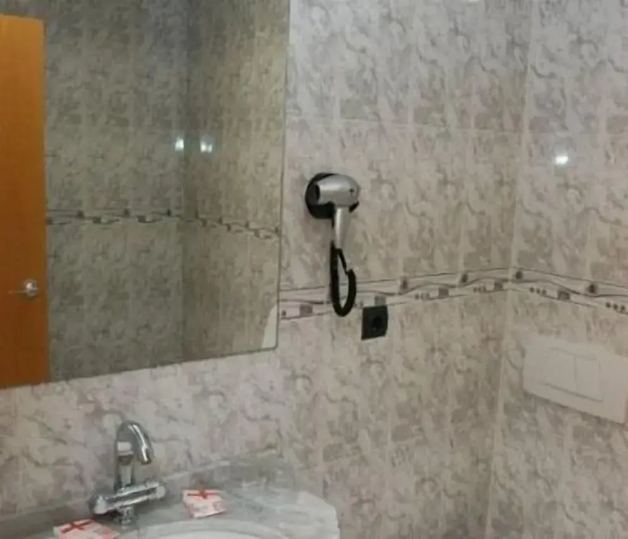 Standard Triple room with balcony