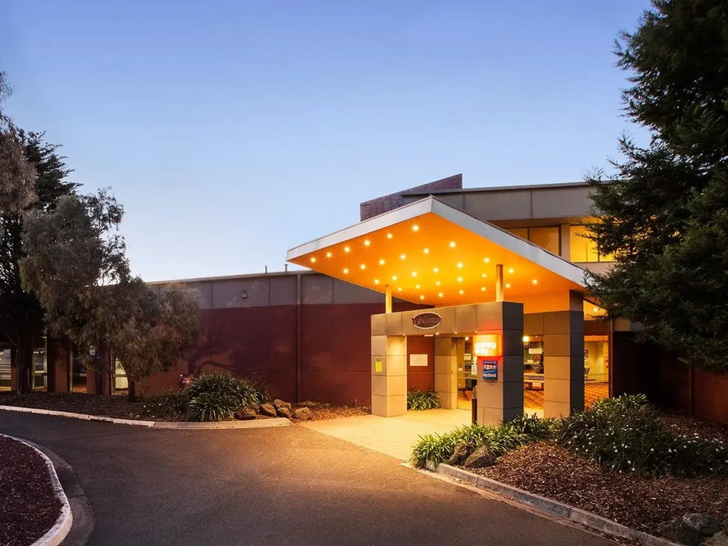 Coolaroo Hotel by null