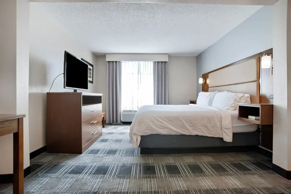 Double Suite (full double bed)