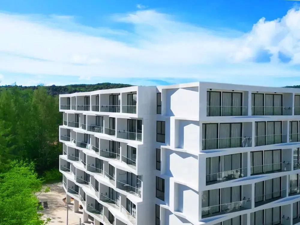 Laya Suites & Residences