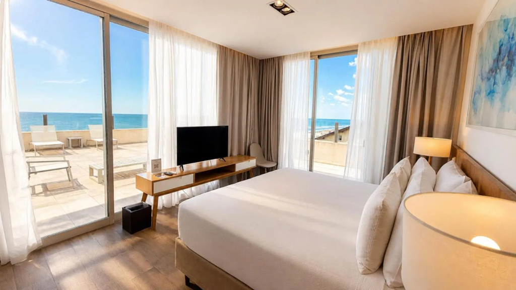 Hotel photo 32