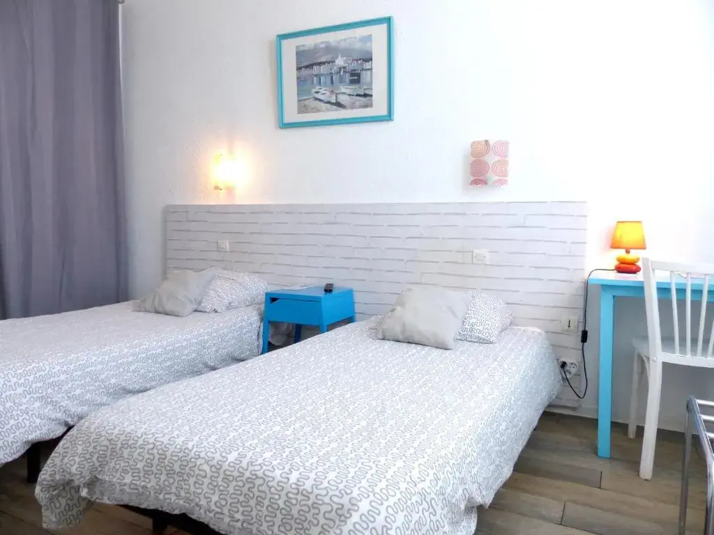 Standard Double room (twin beds)