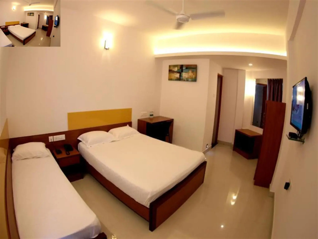 Standard Triple room