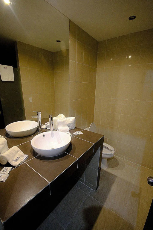First Inn Hotel & Business - Général