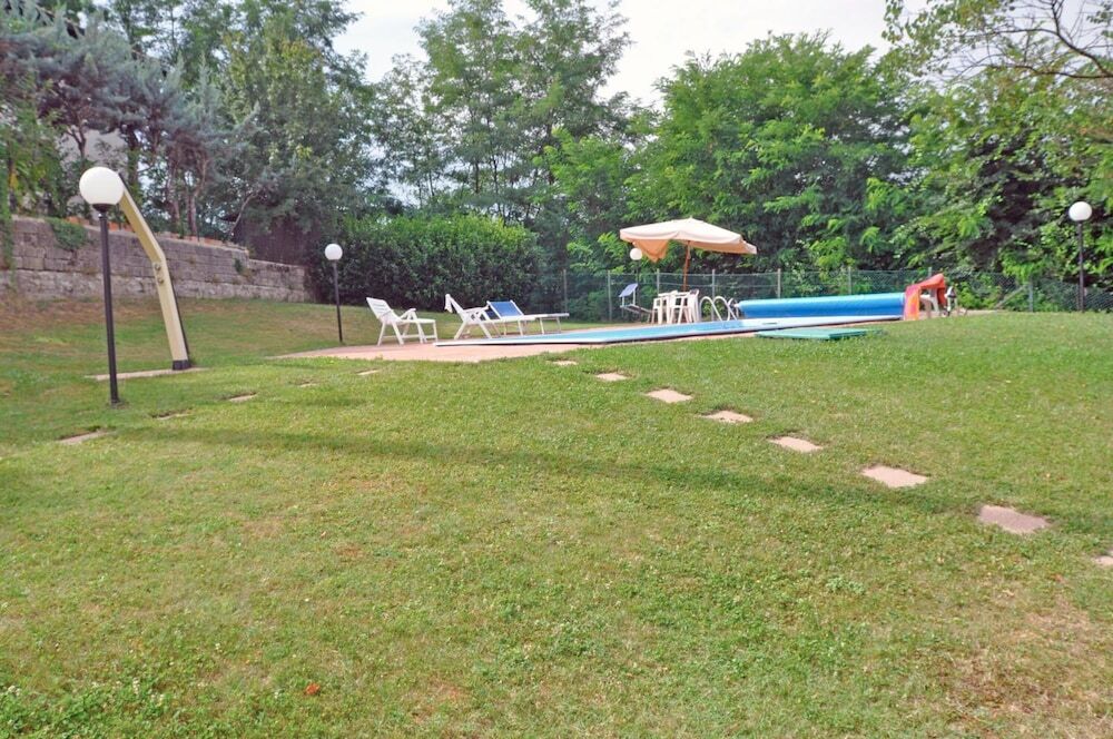 Image 12