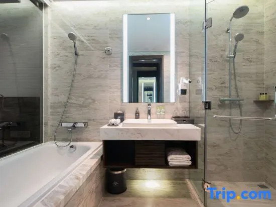 Queen Ann Hotel Nha Trang