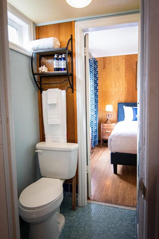Anchor Inn Resort by null